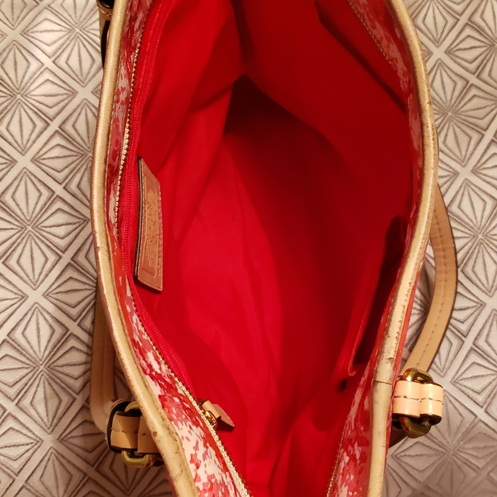 Coach purse - Picture 2 of 7